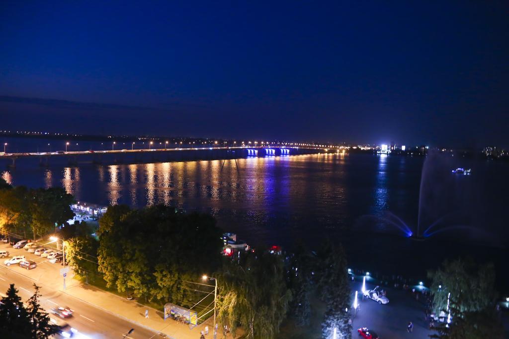 โรงแรม เนพรอบเพอทรอฟ นิปโปร ภายนอก รูปภาพ